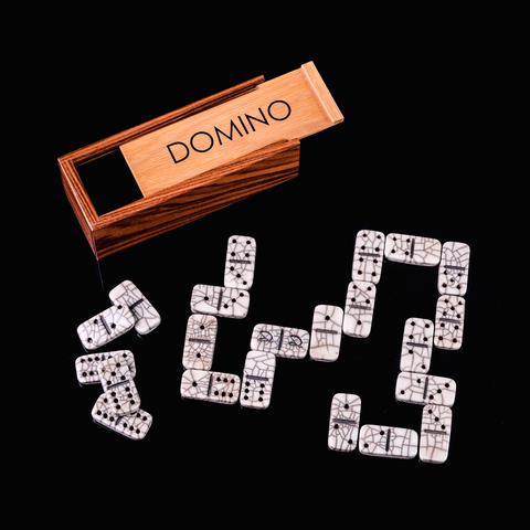 Domino Dark Box